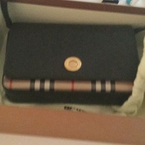 Burberry used 2 hours almost new